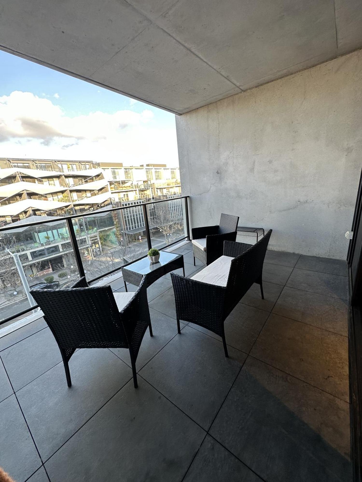 Palko - Luxury In The City Canberra Exterior photo